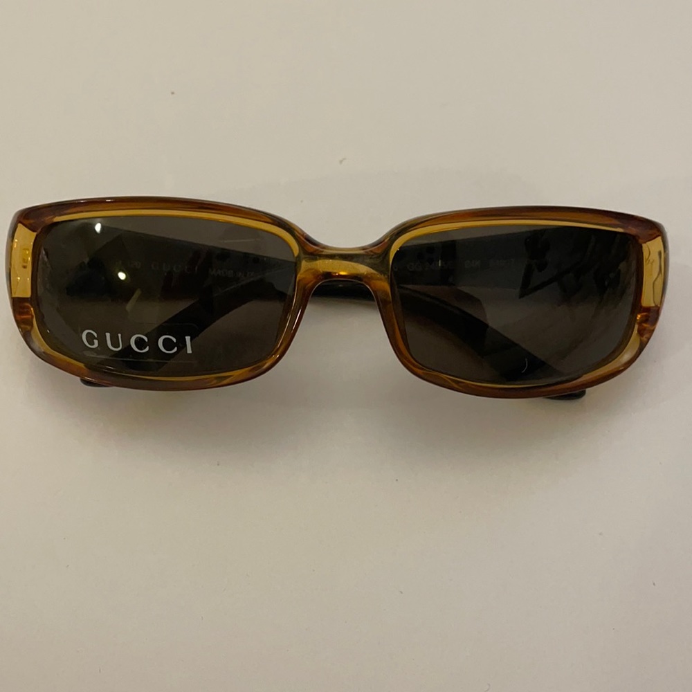 Vintage 2000s Gucci sunglasses GG2455/s